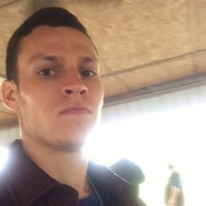 Meet your Posher, Cameron